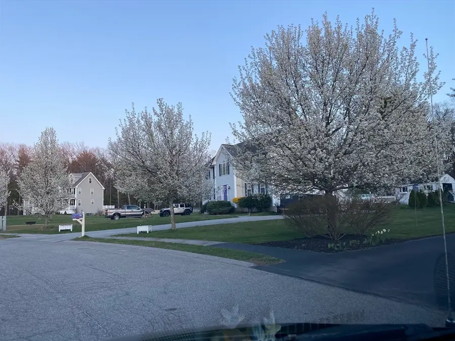 17 Arthur Gordon Dr #17, Rowley, MA 01969 - Image #2