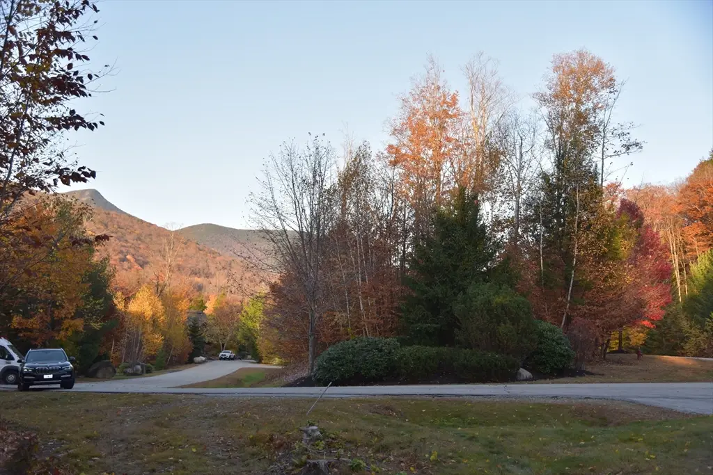 16 Yellow Birch Cir, Lincoln, NH 03251 - Image #1