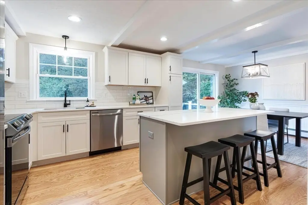 4 Bullard Circle, Medway, MA 02053 - #1