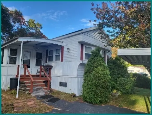 20 Forestdale Drive, Halifax, MA 02338