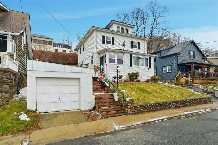21 Francis Ave, Holyoke, MA 01040 - Image #2