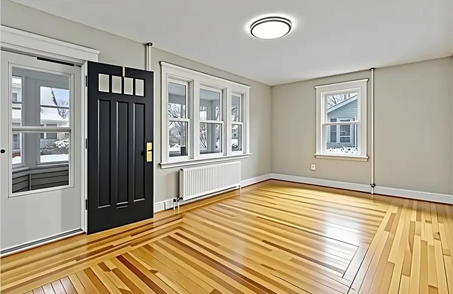 70 Whittier Rd, Pawtucket, RI 02861 - Image #2