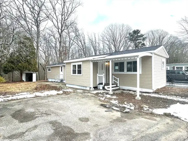 67 Longview Drive #67, Plainville, MA 02762