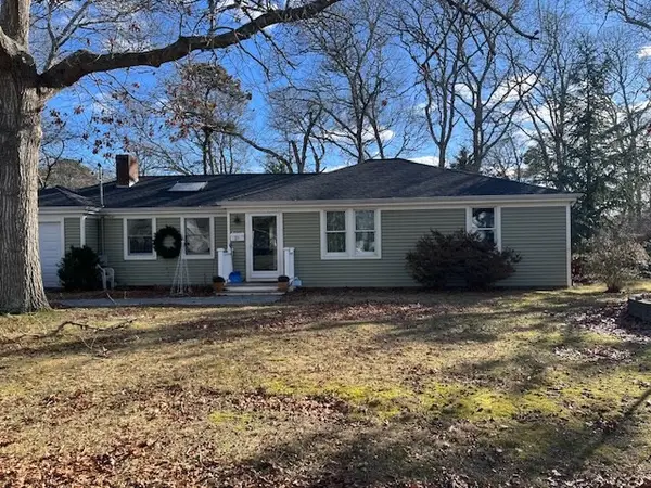 23 Lakewood Road, Yarmouth, MA 02664