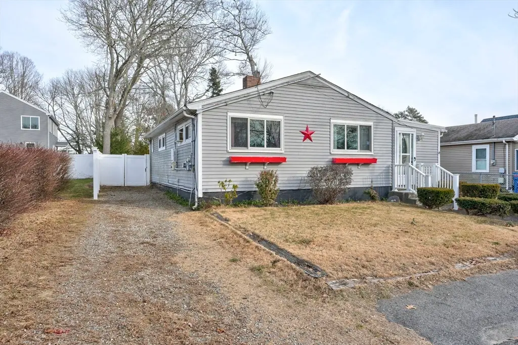 64 Rose Point Ave, Wareham, MA 02576 - Image #1