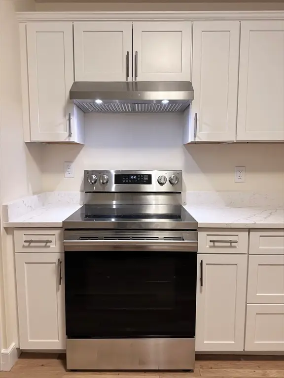 11 Cogswell Avenue #13, Cambridge, MA 02140 - Image #2