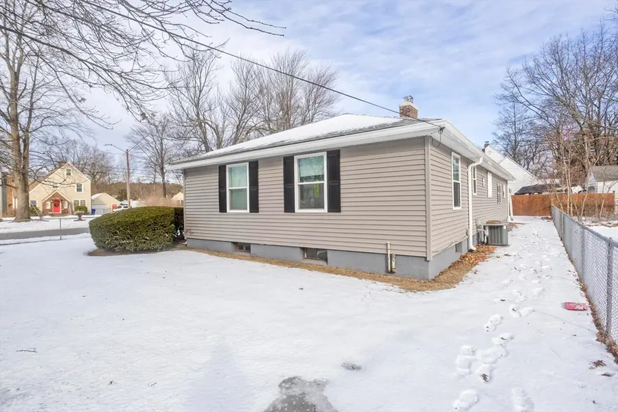 147 Bowles Park, Springfield, MA 01104 - Image #3