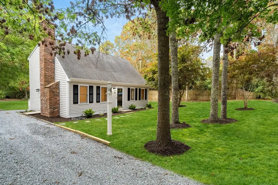 34 Saddleback Rd, Mashpee, MA 02649 - Image #2