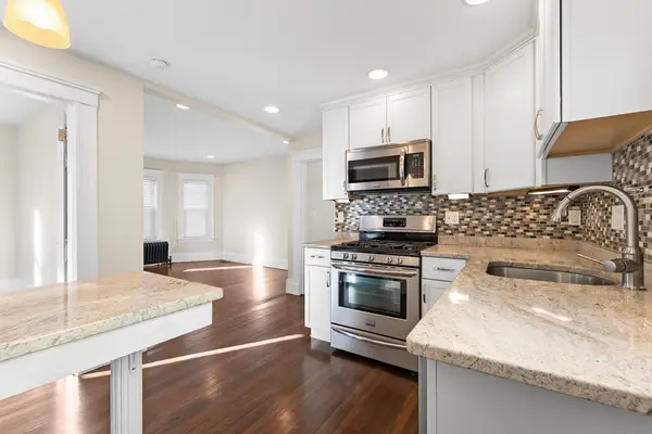 31 Wisconsin Ave #1, Somerville, MA 02145