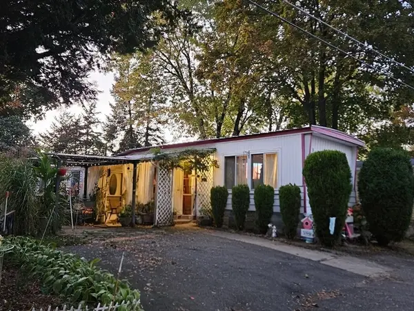 40 Better Way, Springfield, MA 01109