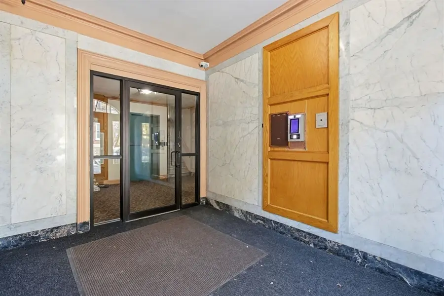 28 Quint Ave #18, Boston, MA 02134 - Image #3