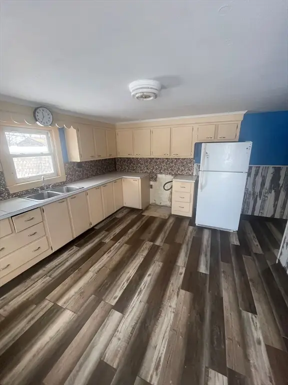 49 Sparks, Lowell, MA 01854 - Image #2