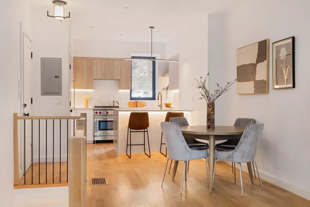 1618 Beacon #1, Brookline, MA 02446 - Image #1