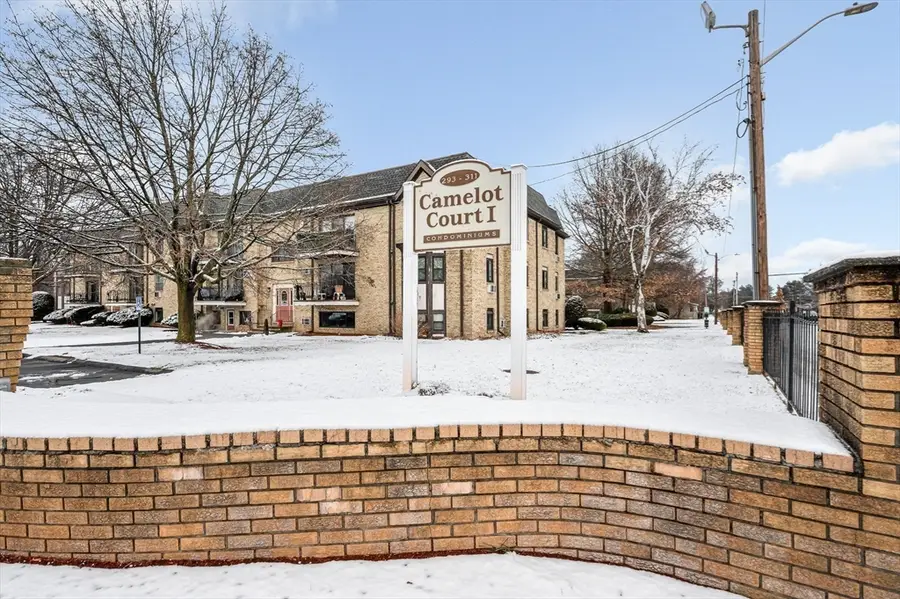 307 Pawtucket Blvd #24, Lowell, MA 01854 - Image #2