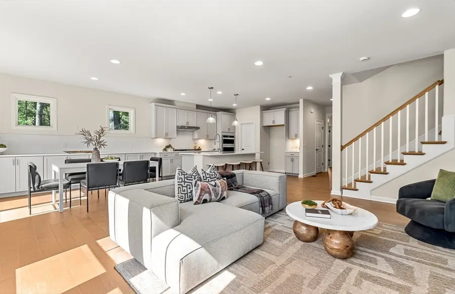 25 Sandtrap Cir #8, Walpole, MA 02081 - Image #3