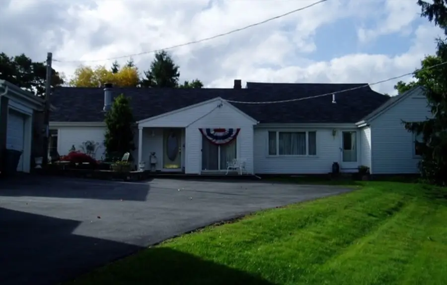 245 Dwelly St, Fall River, MA 02724 - Image #2