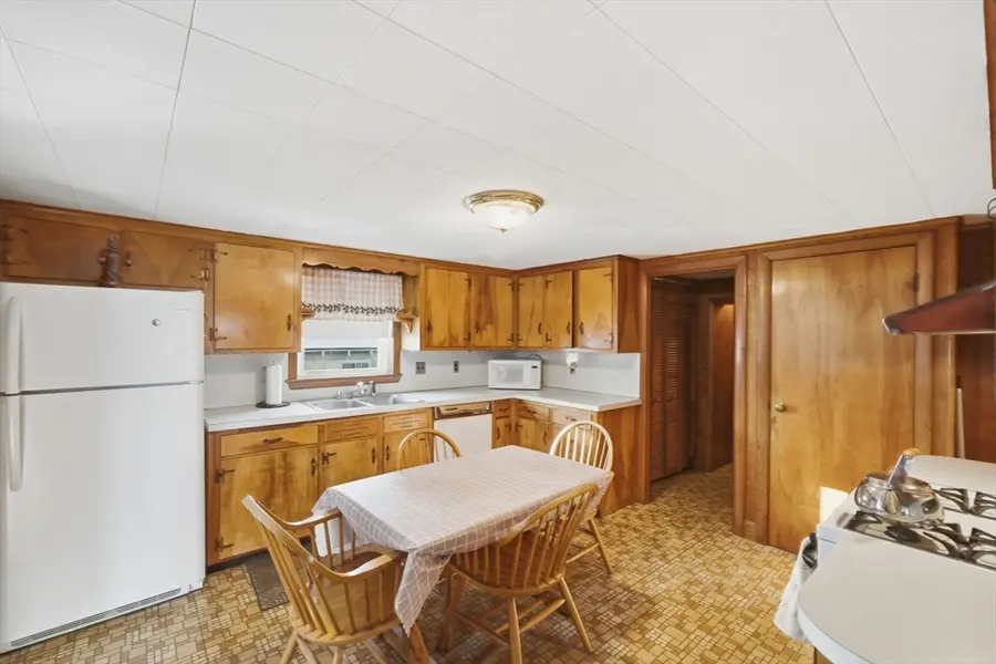 21-23 Eastern Avenue, Woburn, MA 01801 - Image #2