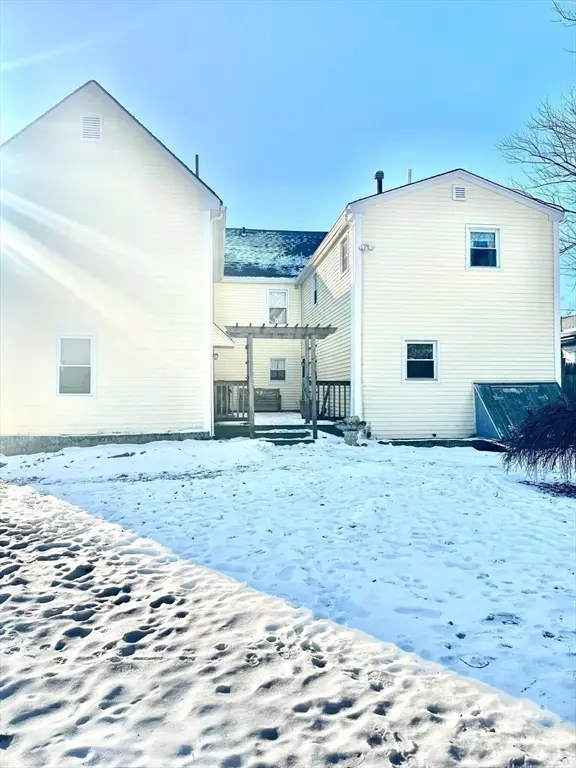 591 Varnum Ave, Lowell, MA 01854 - Image #3