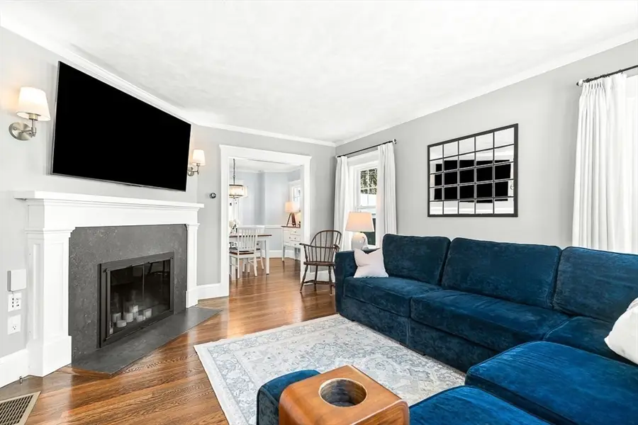 10 Hesseltine Avenue, Melrose, MA 02176 - Image #3