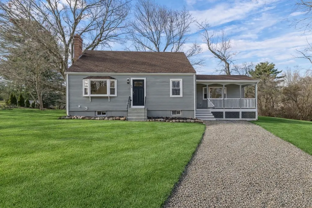 38 Conlyn Ave, Franklin, MA 02038 - Image #1