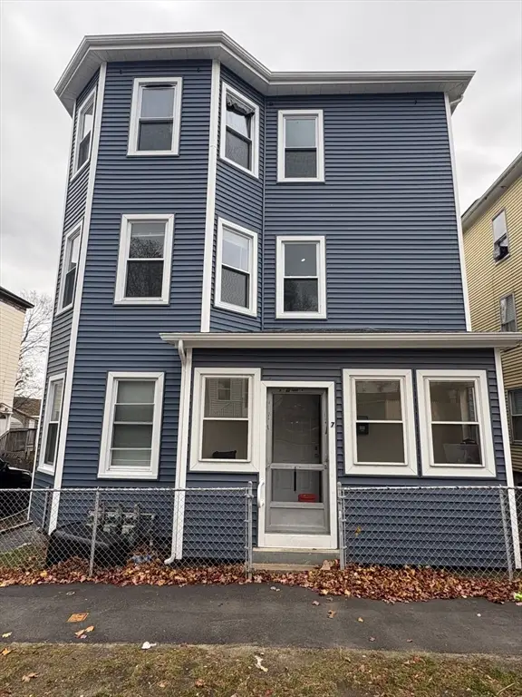 7 Lund St, Worcester, MA 01607 - Image #1