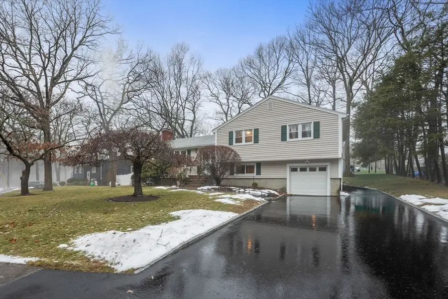 43 Westover Pkwy, Norwood, MA 02062 - Image #3