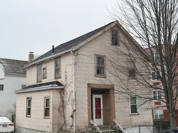 66 Sagamore St, Lynn, MA 01902