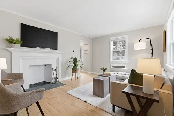 118 Foster Terrace #118, Boston, MA 02135
