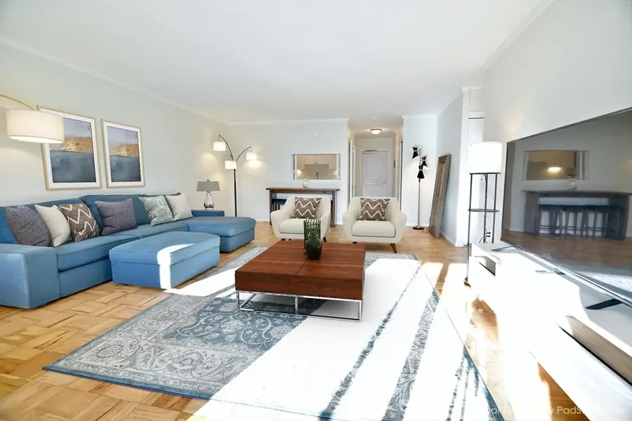 8 Whittier Pl #15F, Boston, MA 02114 - Image #2