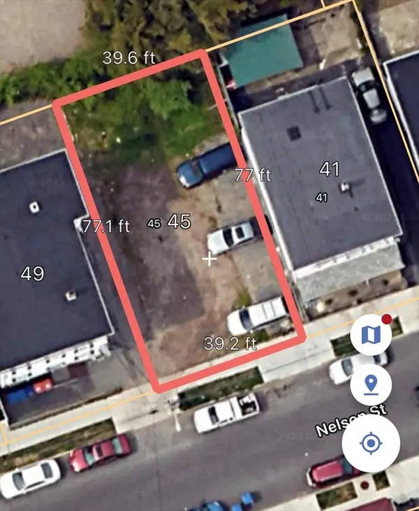 45 Nelson St, New Bedford, MA 02744