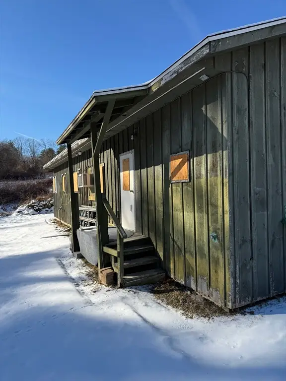 267 Osborne Rd, Ware, MA 01082 - Image #2