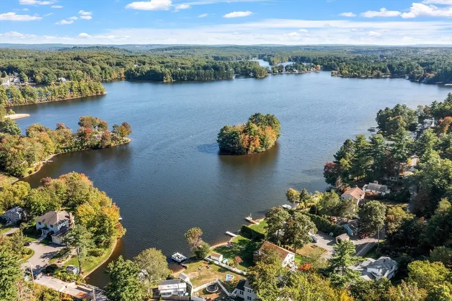 895 Flat Hill Rd, Lunenburg, MA 01462 - Image #3