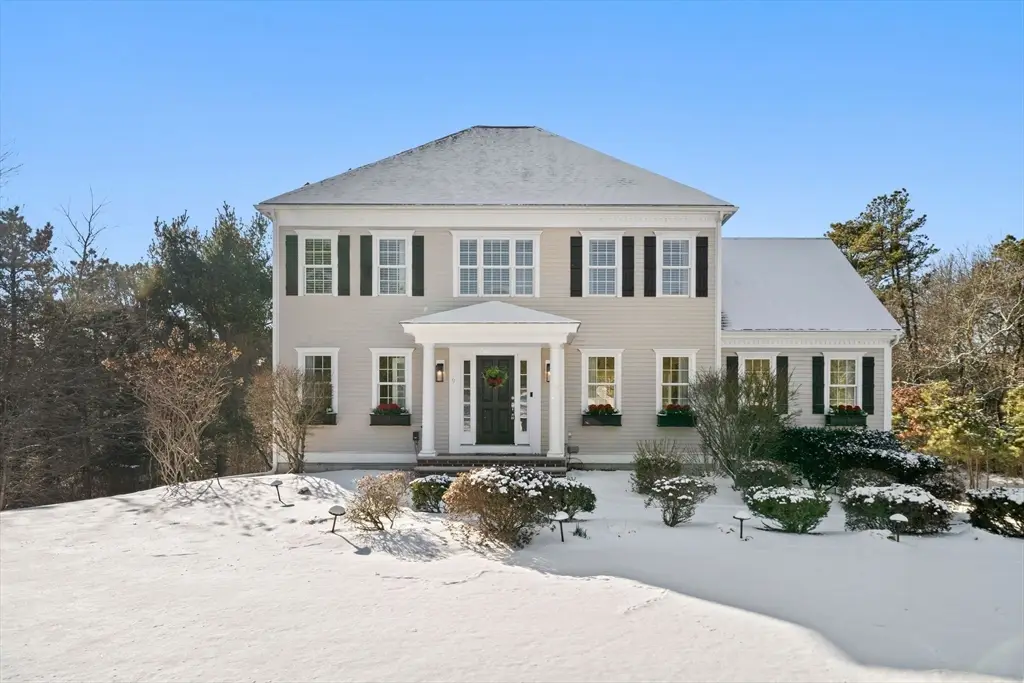 9 Seagrass Trl, Plymouth, MA 02360 - Image #1