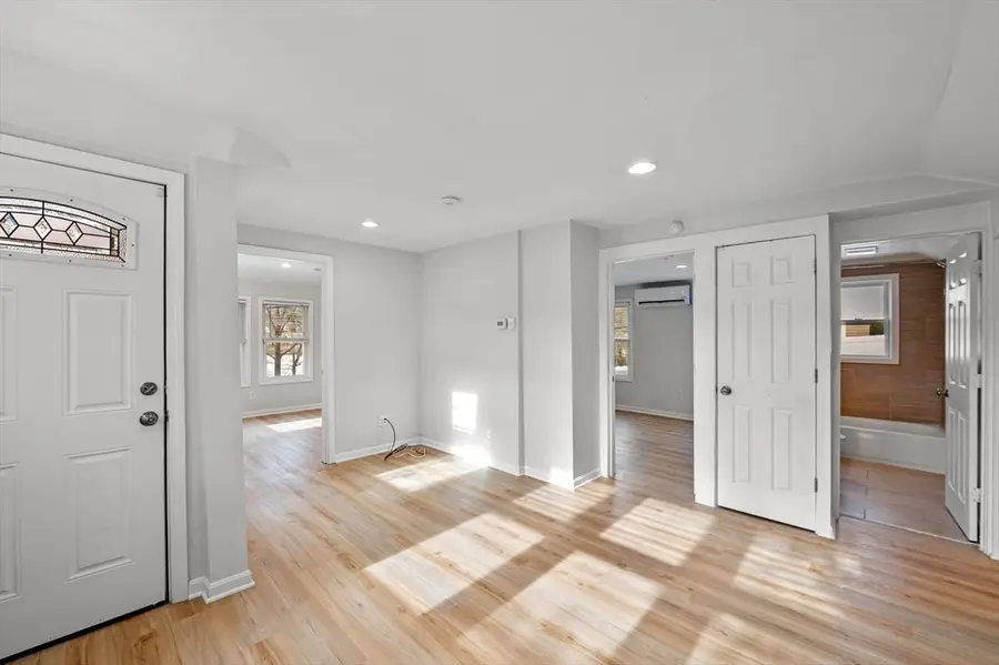 93 Sweetwater St, Saugus, MA 01906 - Image #3