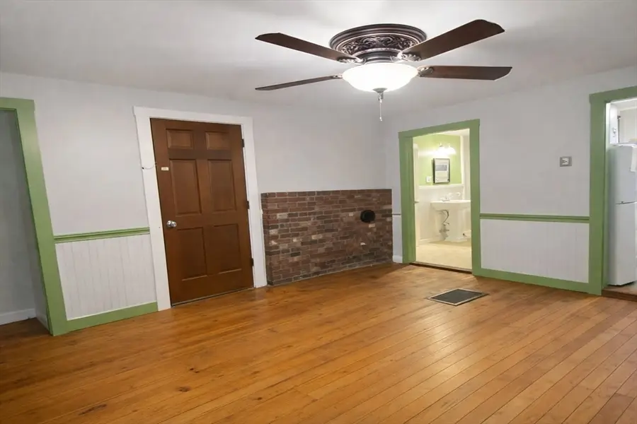 240 South St, Douglas, MA 01516 - Image #3