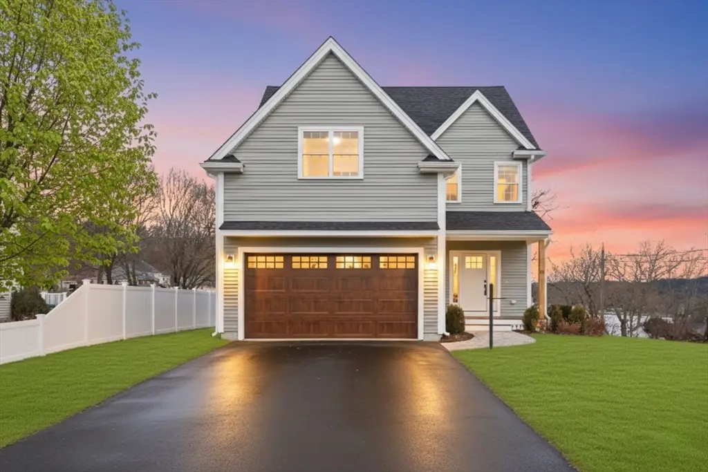 28 Arlington St, Woburn, MA 01801 - Image #1