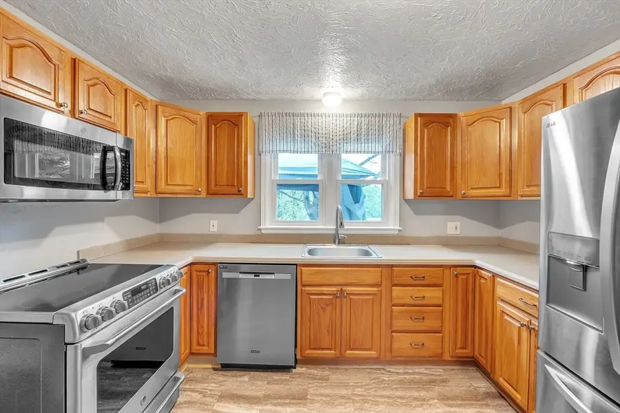 22 Lanark St, Worcester, MA 01603 - Image #3