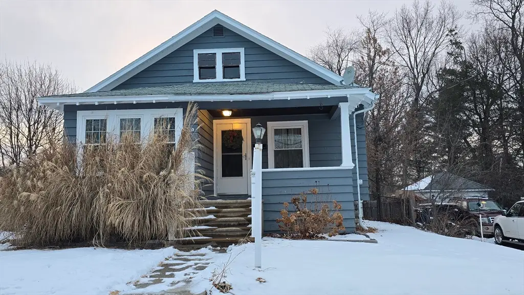 35 Arbutus Road, Worcester, MA 01606 - Image #1