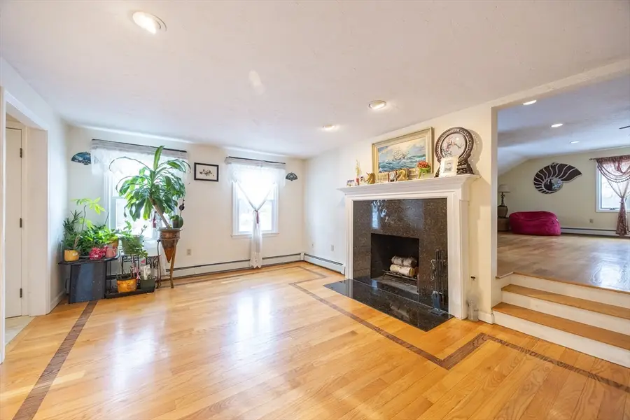 11 Quail Run Rd, Bellingham, MA 02019 - Image #3