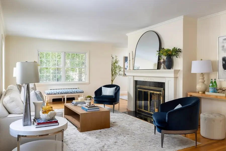 137 Hagen Road, Newton Center, MA 02459 - Image #2