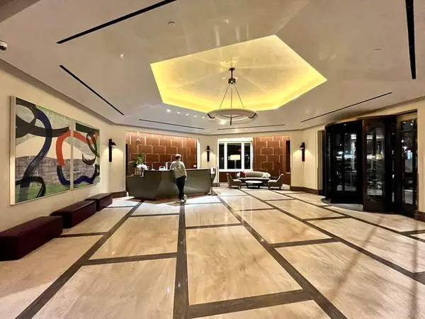 100 Lovejoy Wharf #8 M, Boston, MA 02114