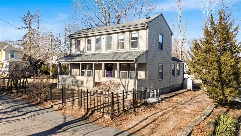 23 North St, Medway, MA 02053 - Image #1