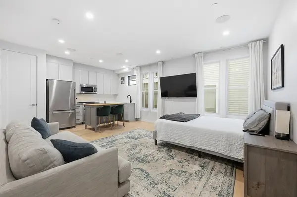 340 W 2nd St #5A, Boston, MA 02127