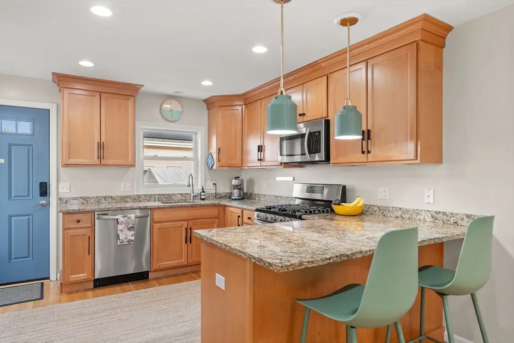 284 Riverside Ave #1, Medford, MA 02155 - Image #1