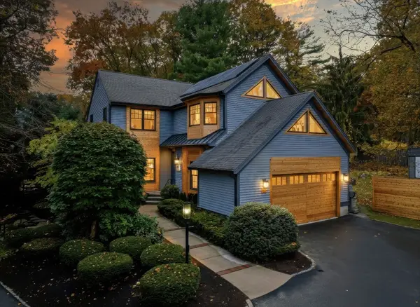 28 Tufts Rd, Lexington, MA 02421