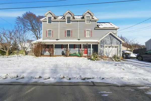 46 Lilac Ave, Somerset, MA 02726