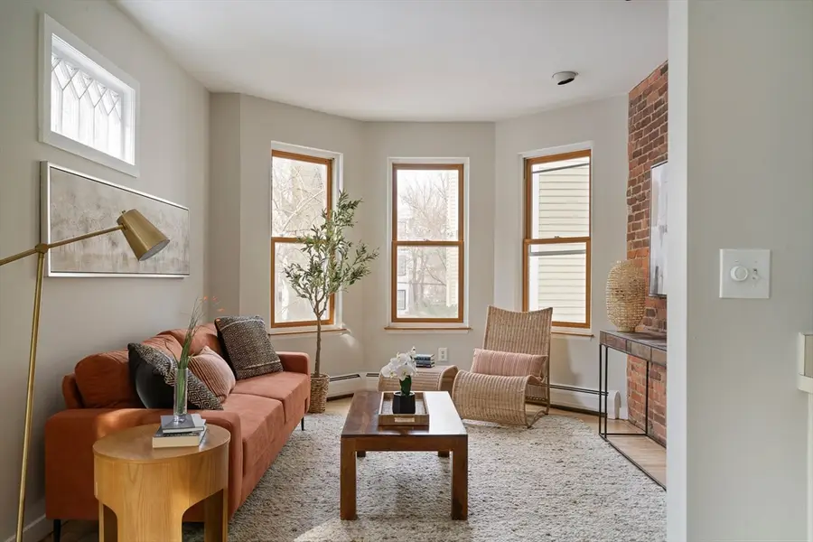 18 Upland Rd #1, Cambridge, MA 02138 - Image #3