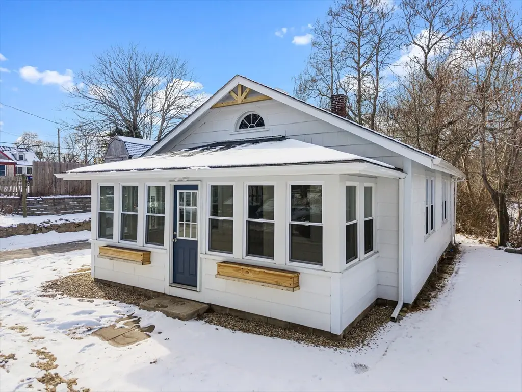 2 Oakdale St, Wareham, MA 02571 - Image #1