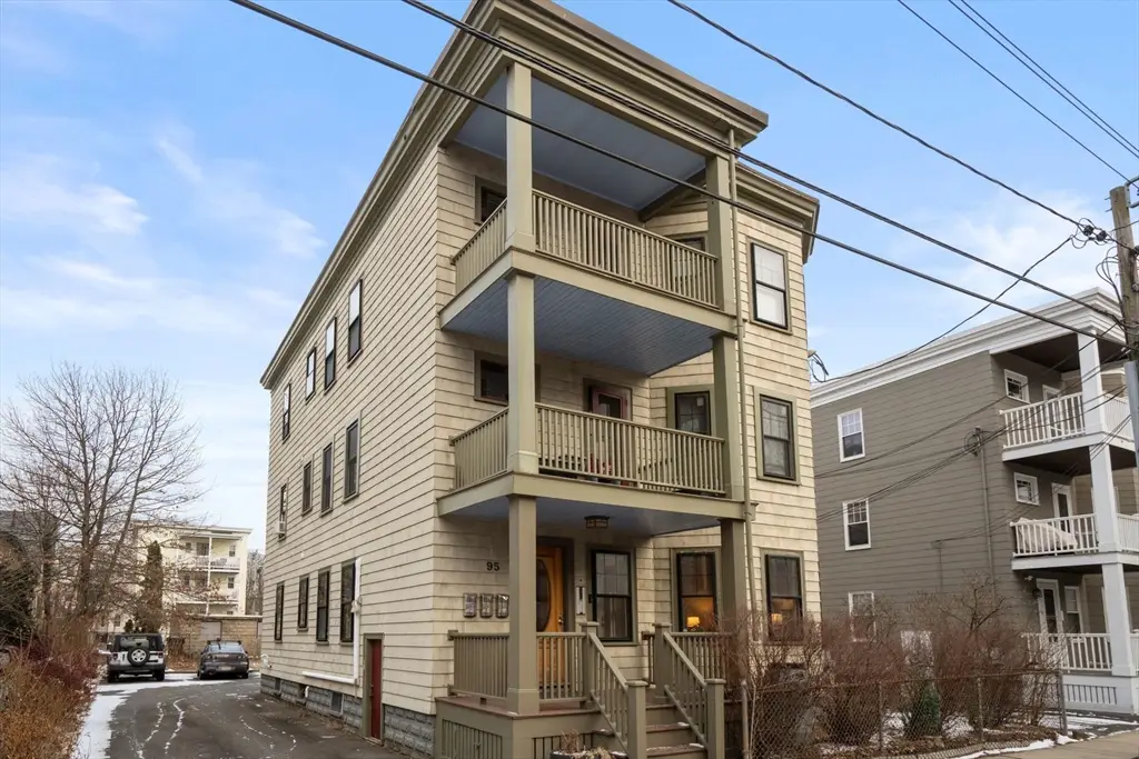 95-97 Jackson Street #1, Cambridge, MA 02140 - Image #1