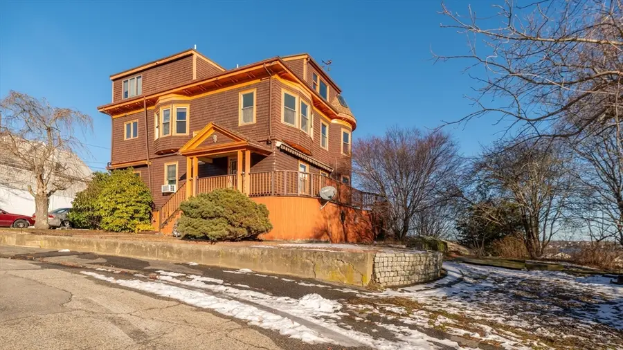 5 Marshfield St, Gloucester, MA 01930 - Image #3